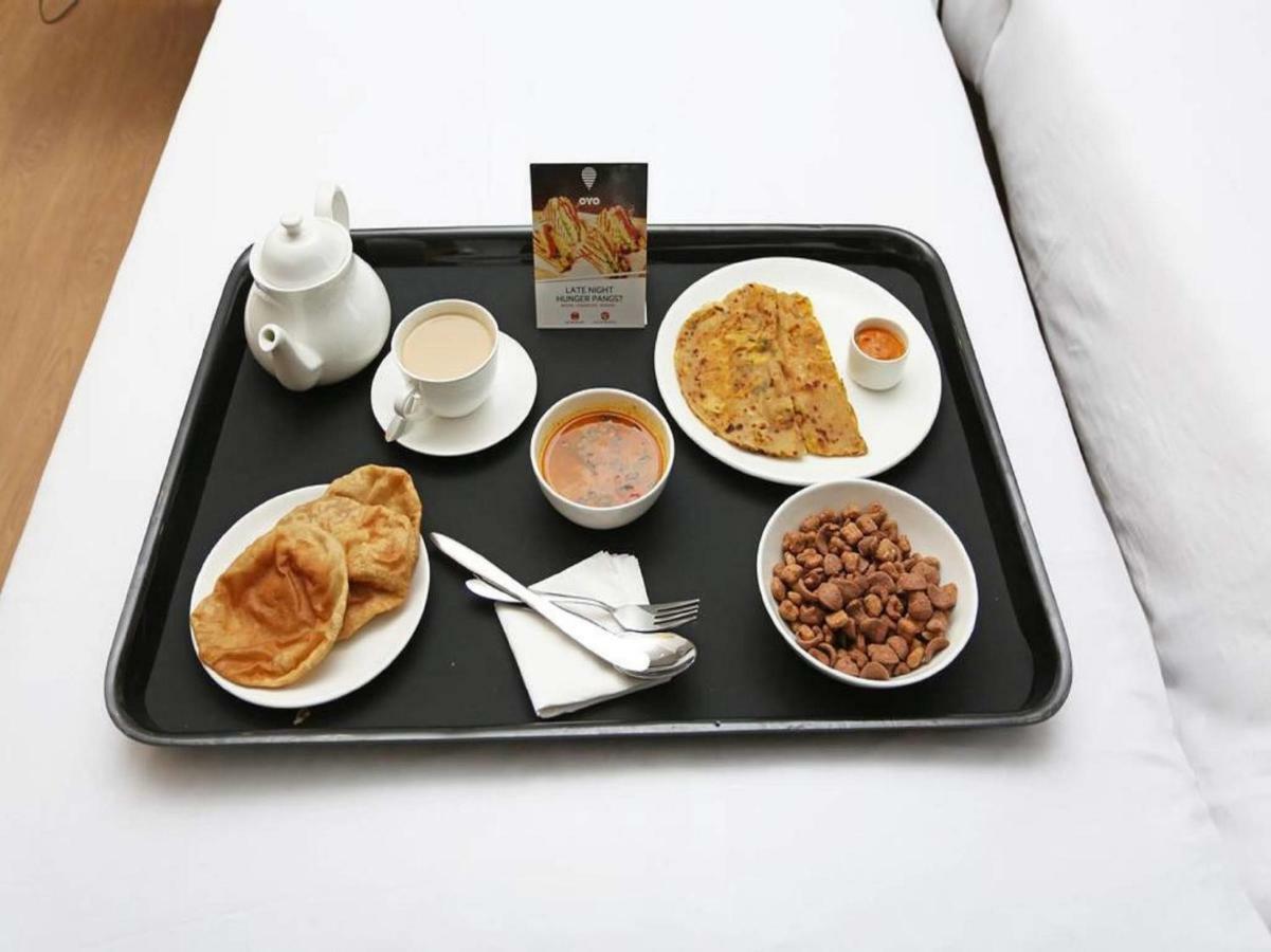 Oyo 45961 Hotel Swarn Bhumi บิลาสปูร์ ภายนอก รูปภาพ